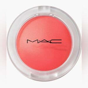 MAC Cosmetics Glow Play Cushiony Blush shade groovy
